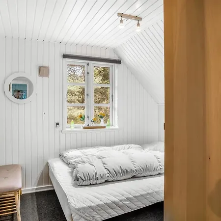 Lilo - 1km From The Sea By Interhome *