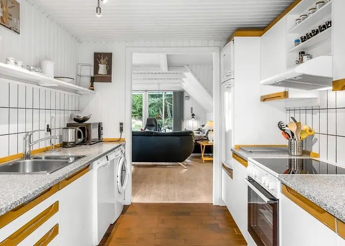 Holiday home Lilo - 1km From The Sea By Interhome